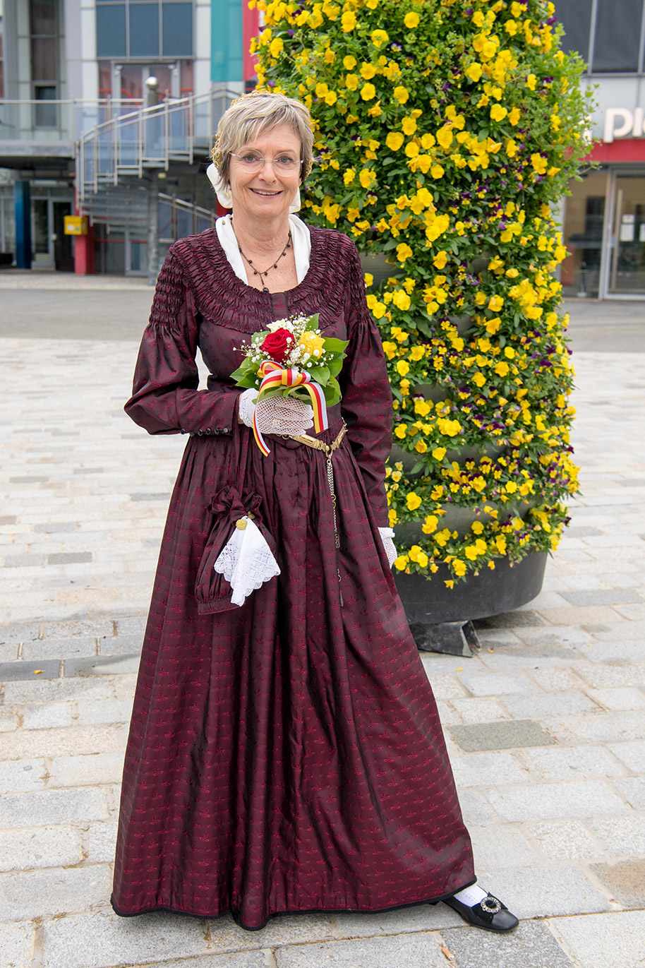 Claudia-Stocker-Warl-Ferlacher-Goldhaubenfrauen