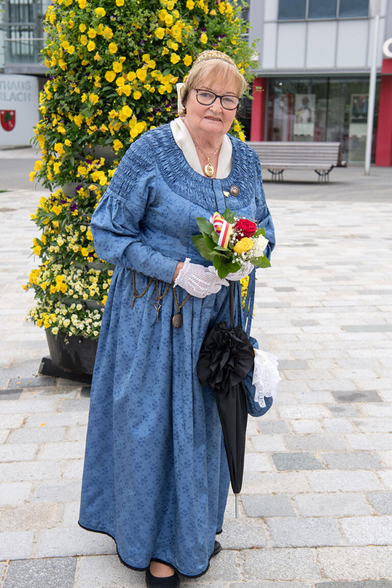 Renate-Bohrisch-Ferlacher-Goldhaubenfrauen