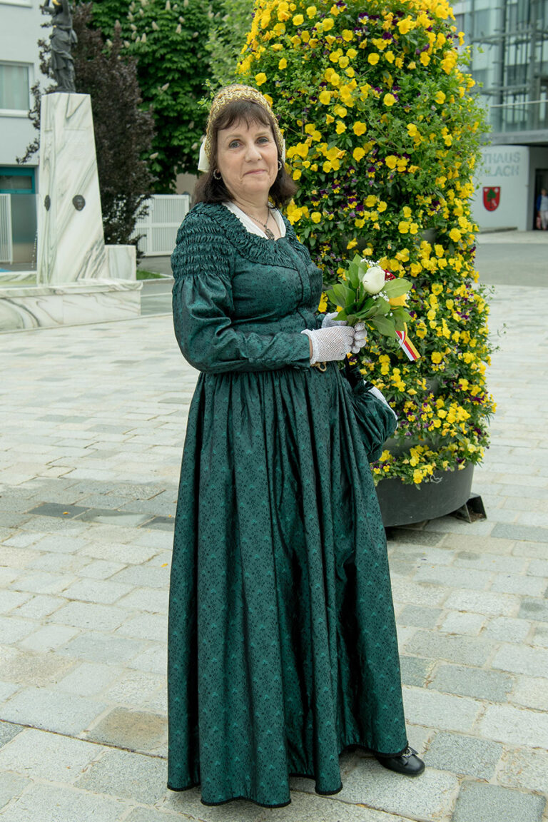 Sigrid-Jaklitsch-Ferlacher-Goldhaubenfrauen